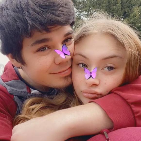 Meet your Posher, Kyle - Picture 1 of 1